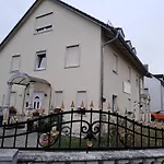 Prince, Nur Fuer Handwerker Auch Langfristig, Naehe Ingolstadt ホームステイ