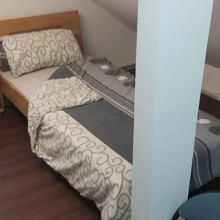 Prince, Nur Fuer Handwerker Auch Langfristig, Naehe Ingolstadt Homestay *