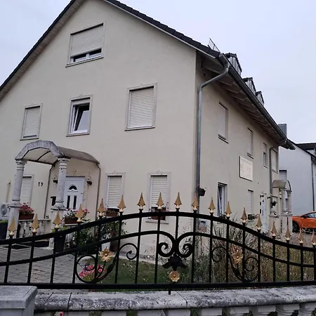 Prince, Nur Fuer Handwerker Auch Langfristig, Naehe Ingolstadt Séjour chez l'habitant