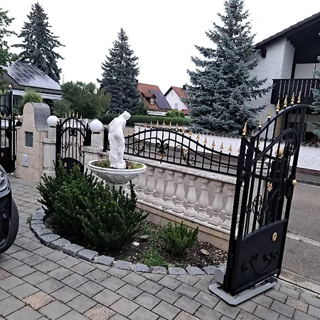 Prince, Nur Fuer Handwerker Auch Langfristig, Naehe Ingolstadt Séjour chez l'habitant