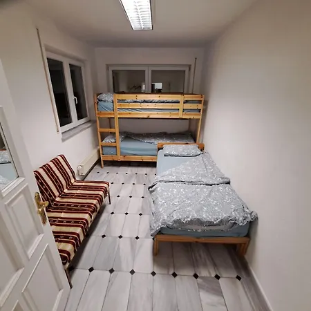 Prince, Nur Fuer Handwerker Auch Langfristig, Naehe Ingolstadt Séjour chez l'habitant *