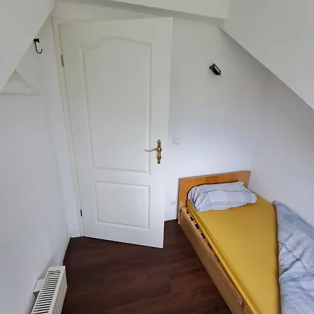 Prince, Nur Fuer Handwerker Auch Langfristig, Naehe Ingolstadt Séjour chez l'habitant